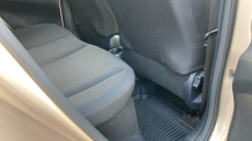 Toyota Aygo X 1.0 VVT-i Edge 5dr Petrol Hatchback